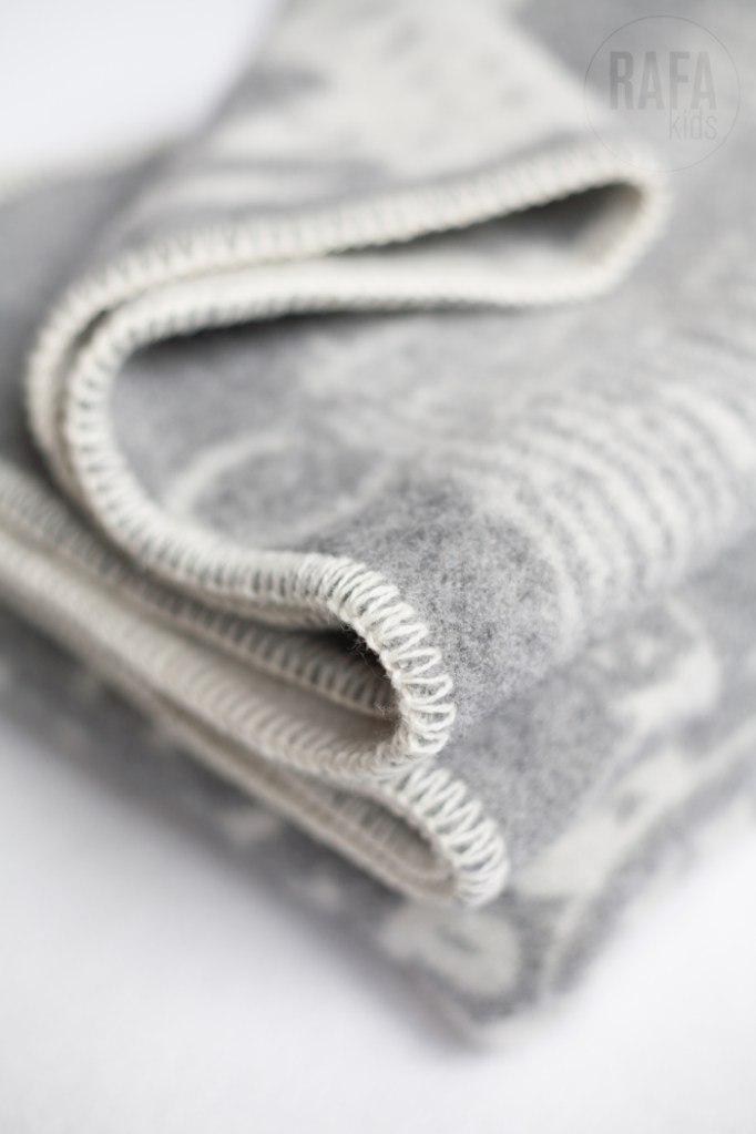 Rafa-kids Scheep grey detail01