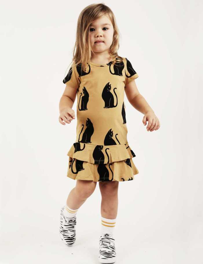 3226_61fe6ff6aa-dress_cat