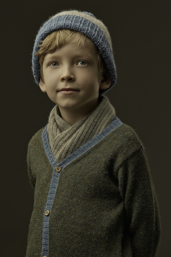 VNeck_PPHat_RibScarf_aswegrow_aw15-675x1013