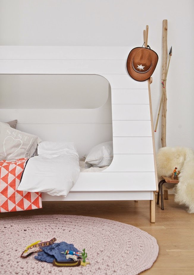 wood-scandinavian-kids-furniture2